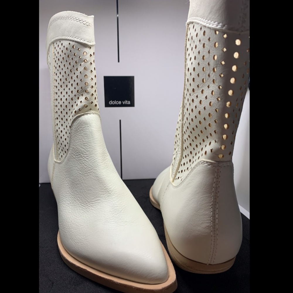 Dolce Vita Union Boots White